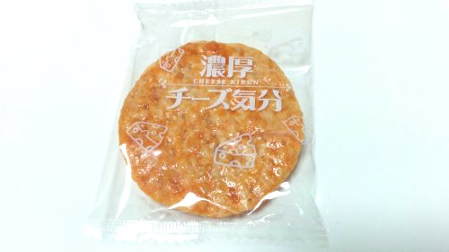 三幸製菓「チーズ気分」 (2)